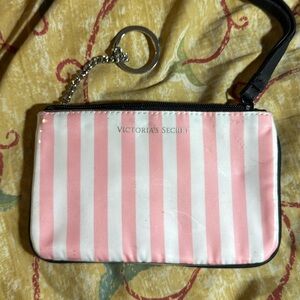 Victoria’s Secret cosmetic bag 6,5x4” pre-owned good condition